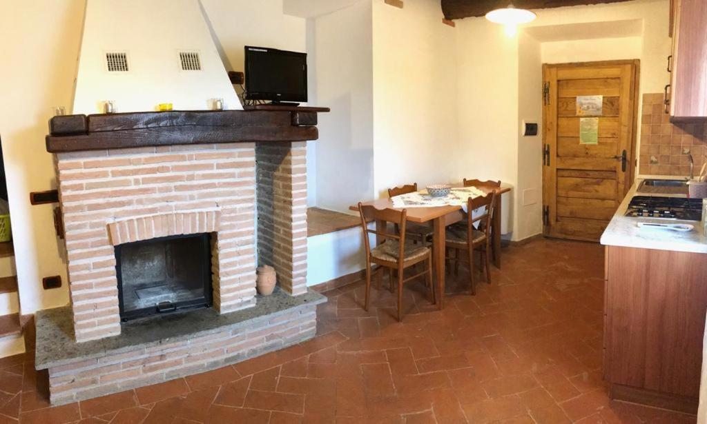Agriturismo Podere Casano Radicofani Extérieur photo
